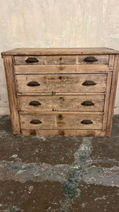 Pine multie drawer unit