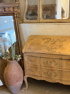 French bureau