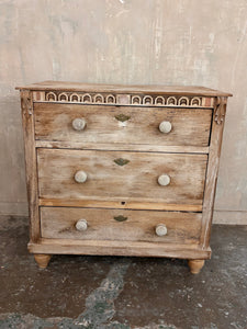 Antique bleached oak chest of drawers