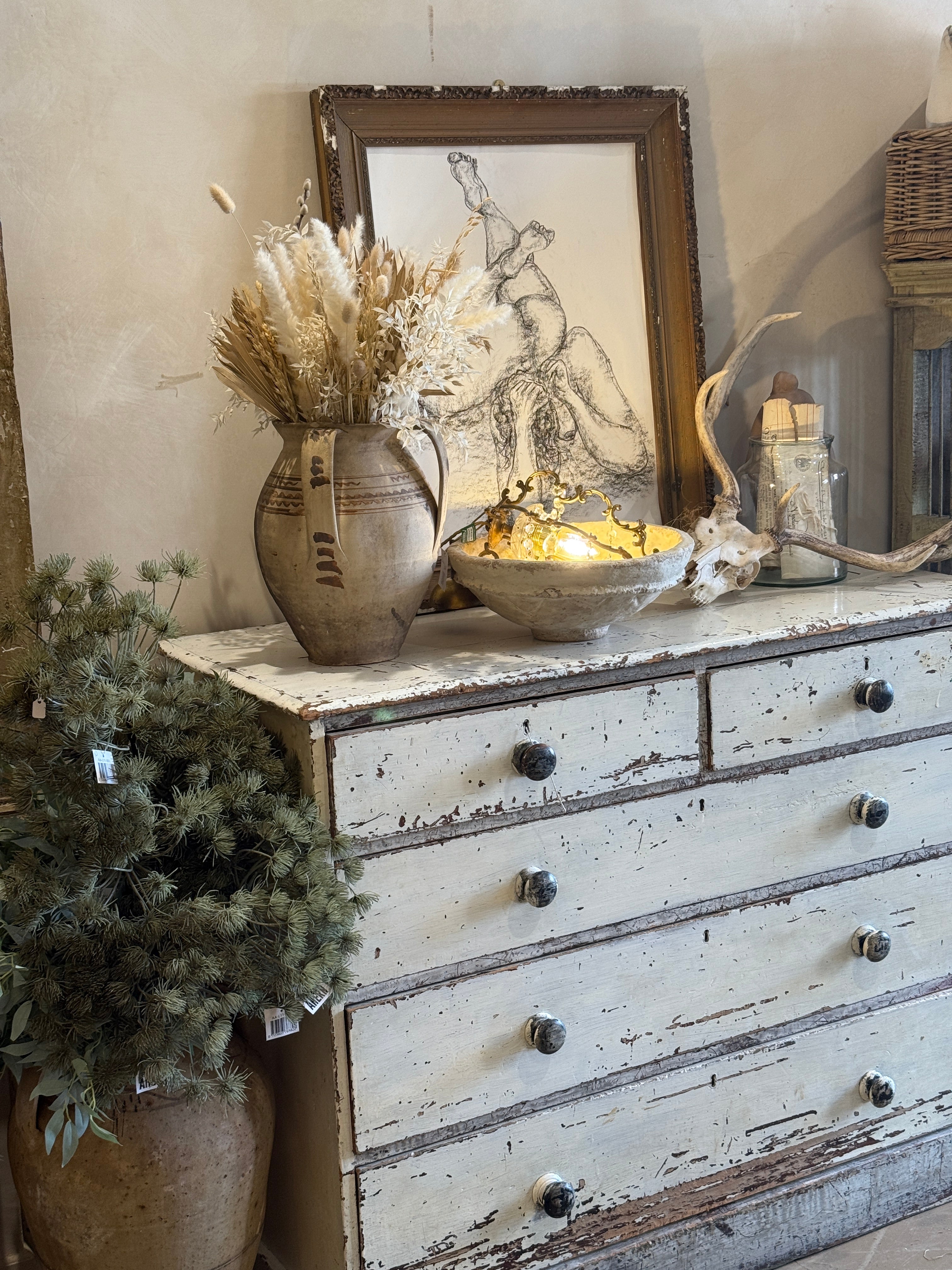 Victorian pine chest of drawers