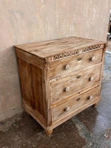 Antique bleached oak chest of drawers