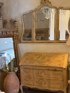 French bureau
