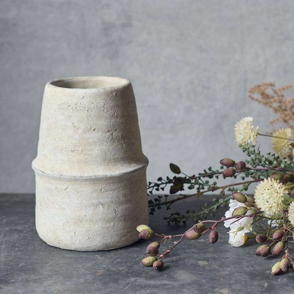 SELBY CEMENT VASE