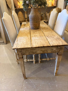 French farmhouse table