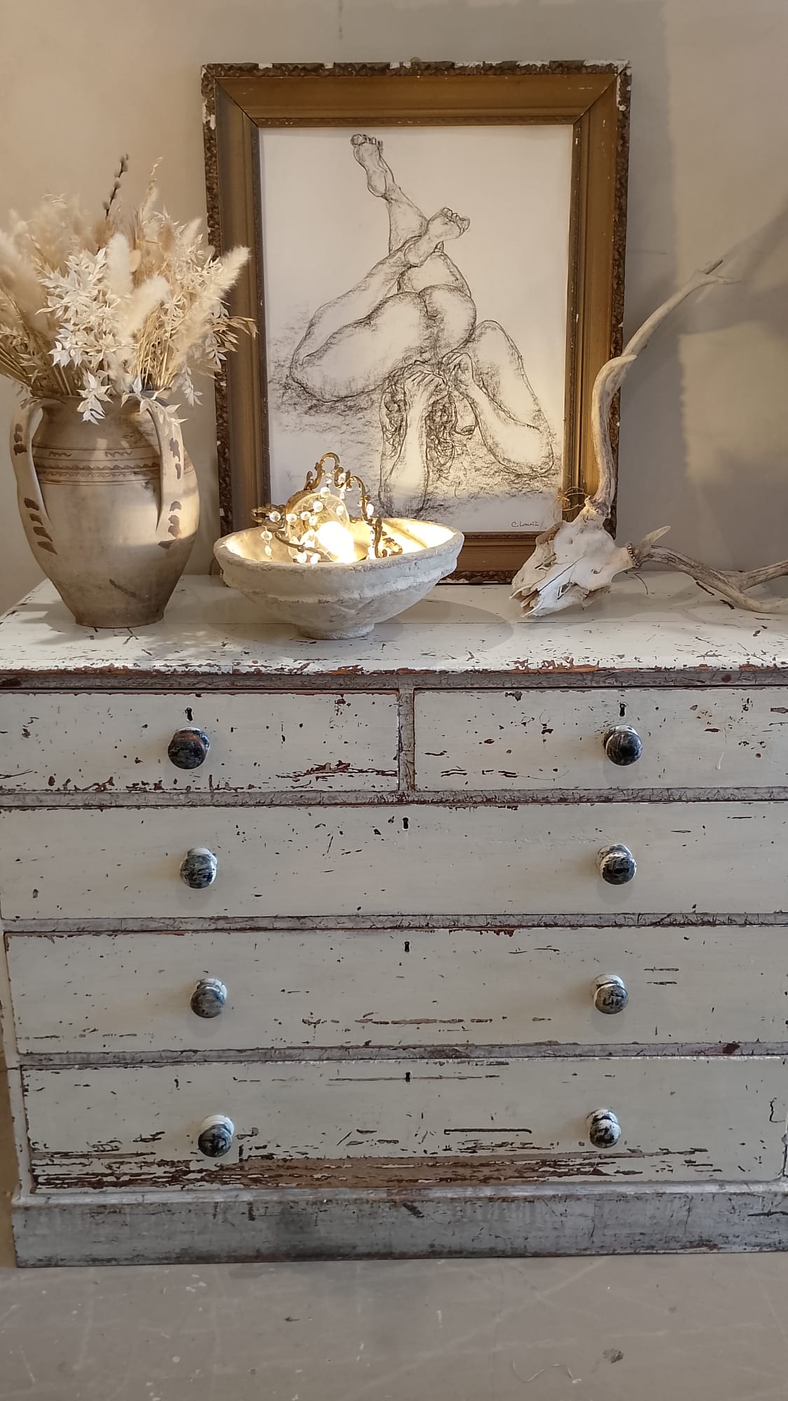 Victorian pine chest of drawers