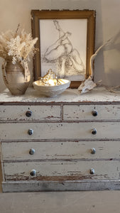 Victorian pine chest of drawers