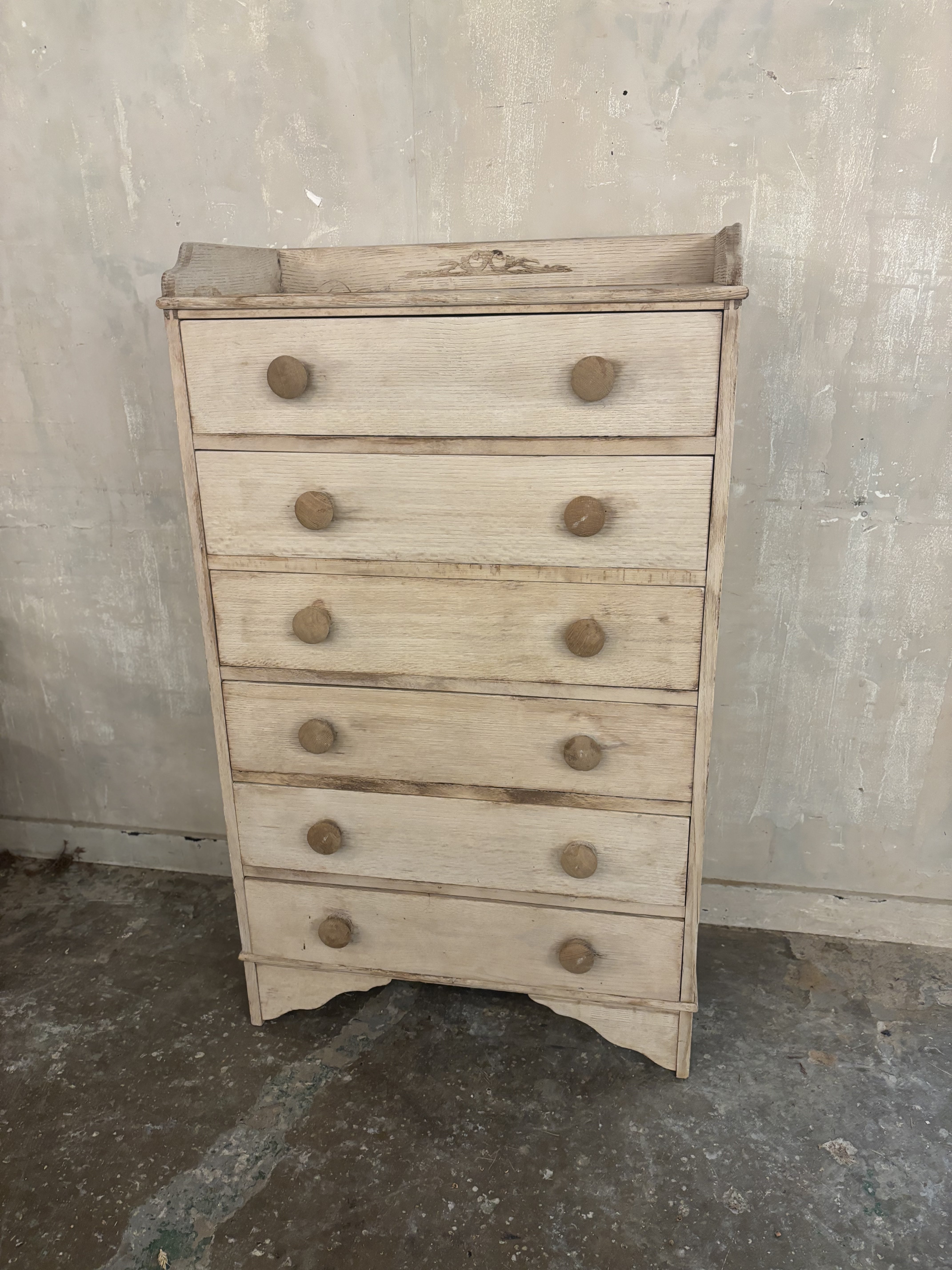 Oak bleached narrow chest of drawers